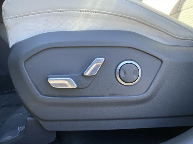 used 2024 Hyundai Santa Fe car, priced at $32,690