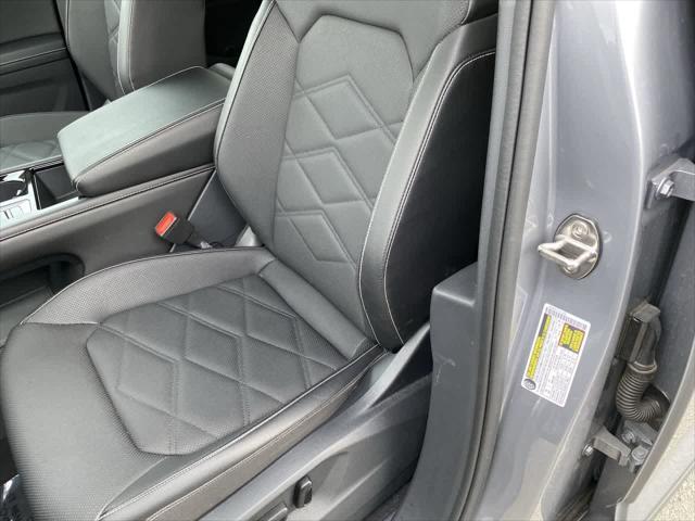 used 2024 Volkswagen Atlas car, priced at $36,290