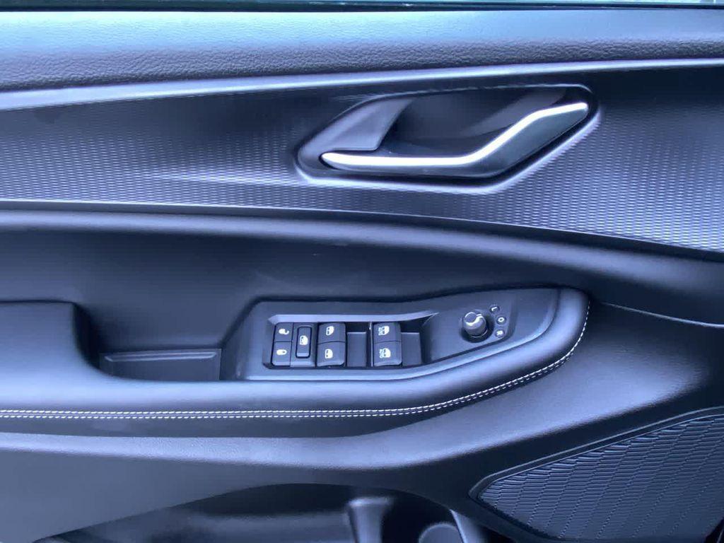 new 2025 Jeep Grand Cherokee car, priced at $43,717