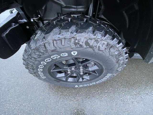 new 2025 Jeep Gladiator car, priced at $49,993