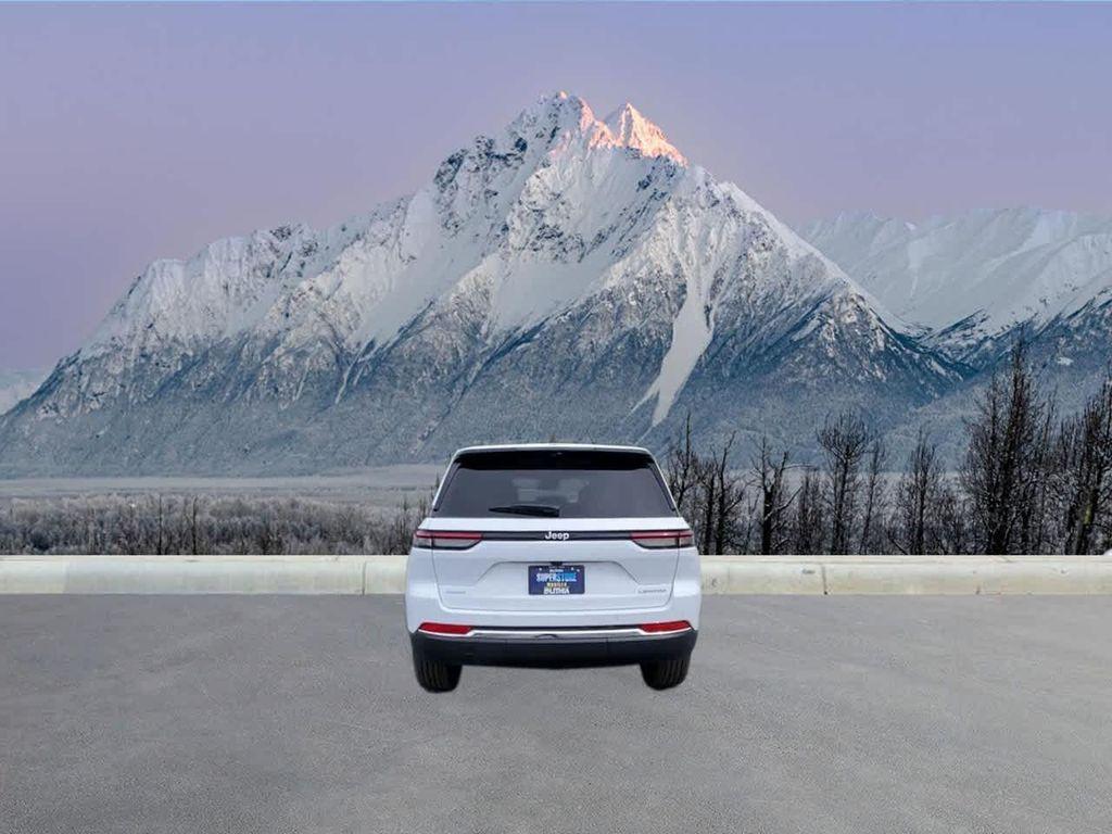 new 2025 Jeep Grand Cherokee car, priced at $46,458