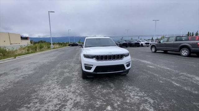 new 2025 Jeep Grand Cherokee car, priced at $49,073