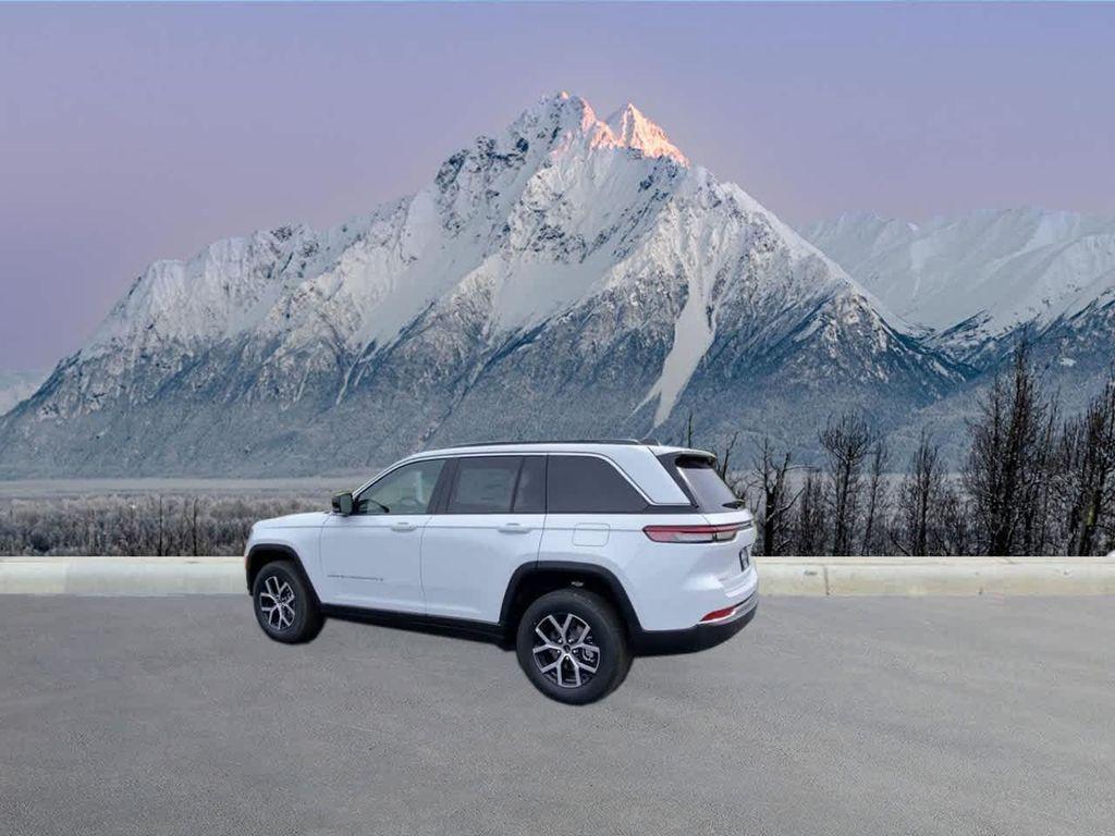 new 2025 Jeep Grand Cherokee car, priced at $46,458