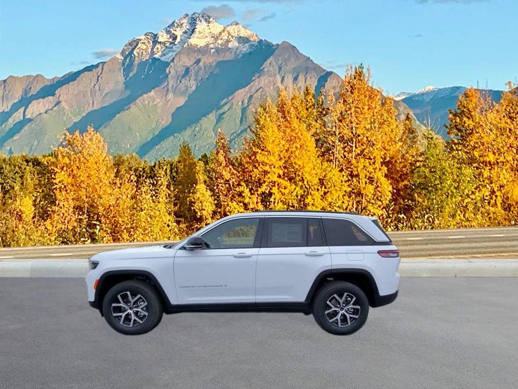 new 2025 Jeep Grand Cherokee car, priced at $46,458