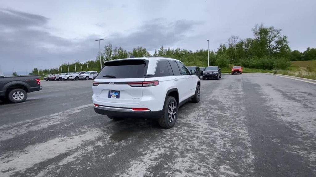 new 2025 Jeep Grand Cherokee car, priced at $46,458
