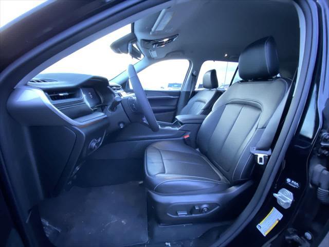 new 2024 Jeep Grand Cherokee car, priced at $45,734