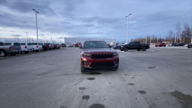 new 2025 Jeep Grand Cherokee car, priced at $45,256