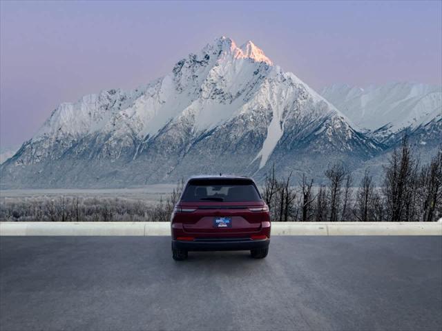 new 2025 Jeep Grand Cherokee car, priced at $45,256