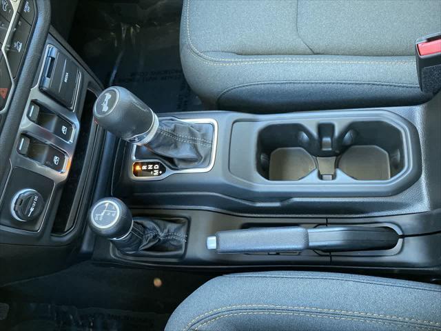 new 2025 Jeep Wrangler car, priced at $43,431