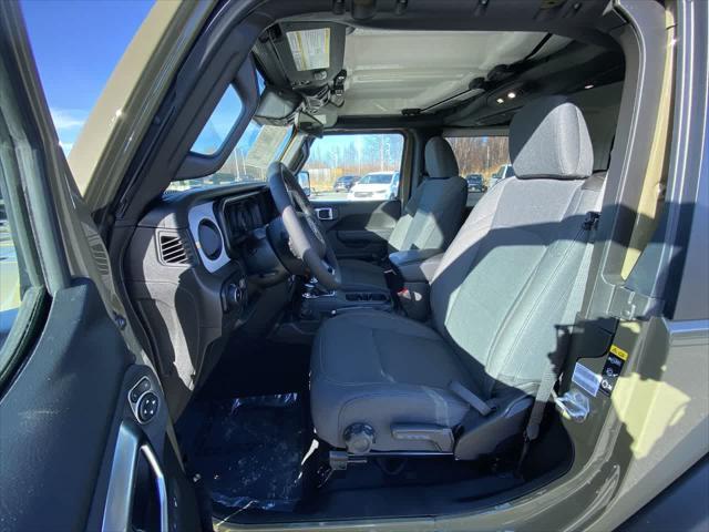 new 2025 Jeep Wrangler car, priced at $43,431