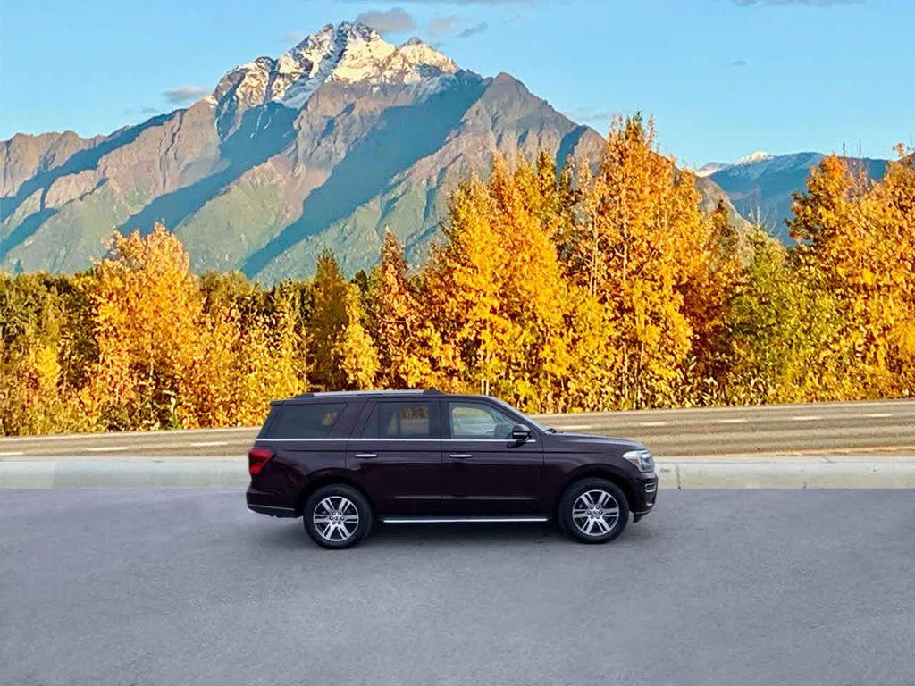 used 2023 Ford Expedition car, priced at $47,490