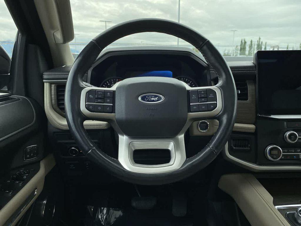 used 2023 Ford Expedition car, priced at $47,490