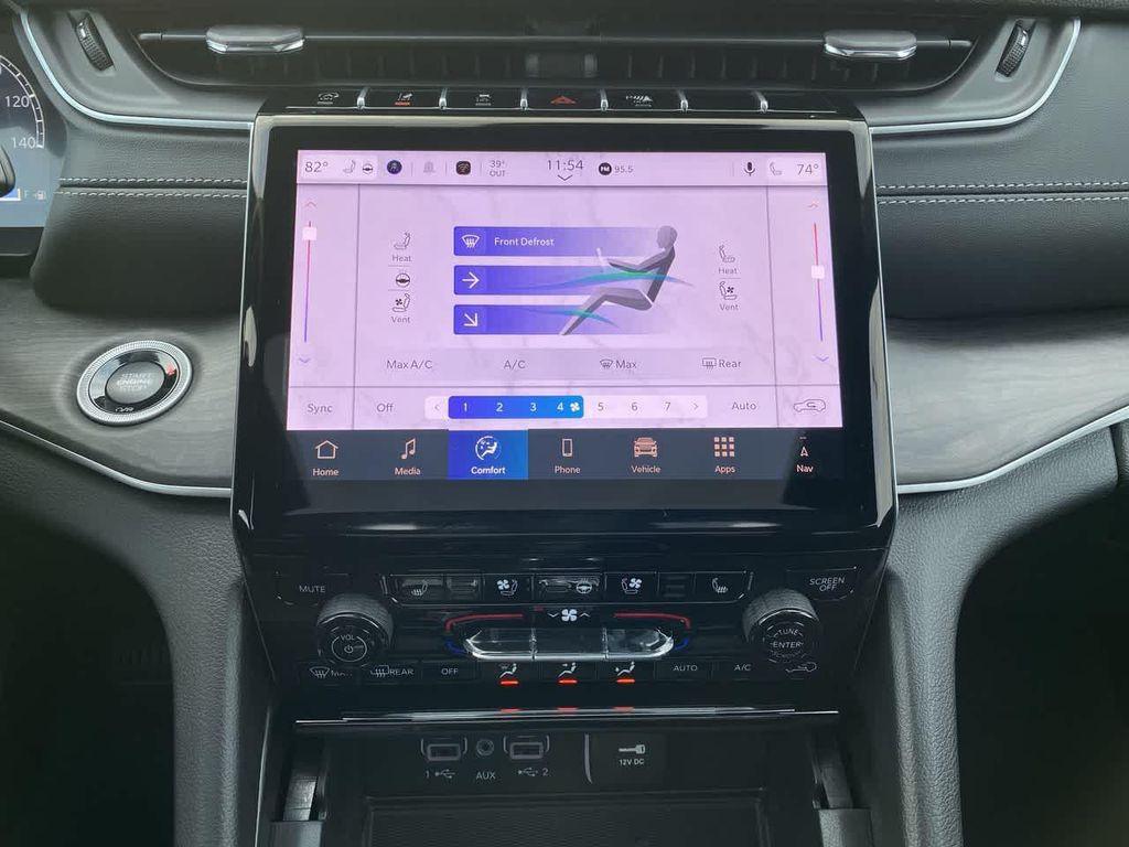 new 2025 Jeep Grand Cherokee car, priced at $52,343