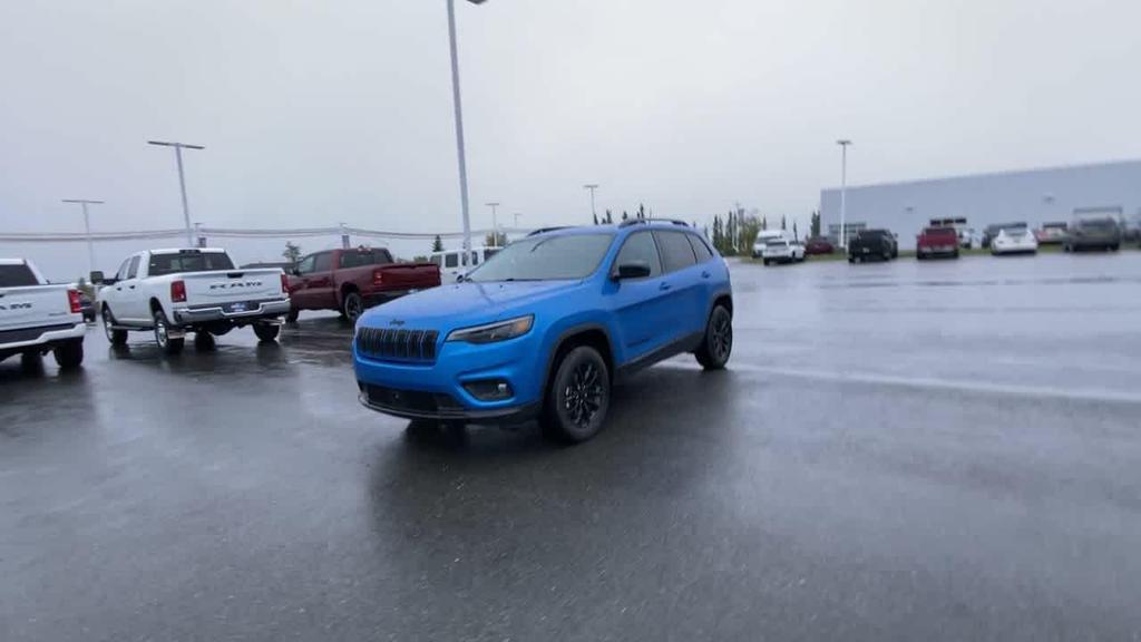 used 2023 Jeep Cherokee car, priced at $23,490