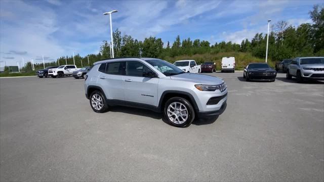 new 2024 Jeep Compass car, priced at $30,907