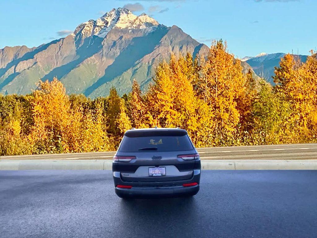 used 2025 Jeep Grand Cherokee L car, priced at $45,990