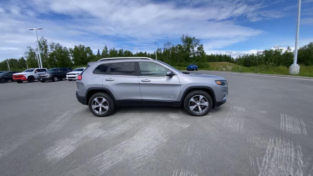 used 2020 Jeep Cherokee car, priced at $26,990