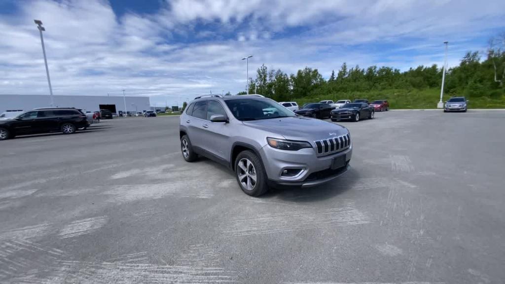 used 2020 Jeep Cherokee car, priced at $26,990