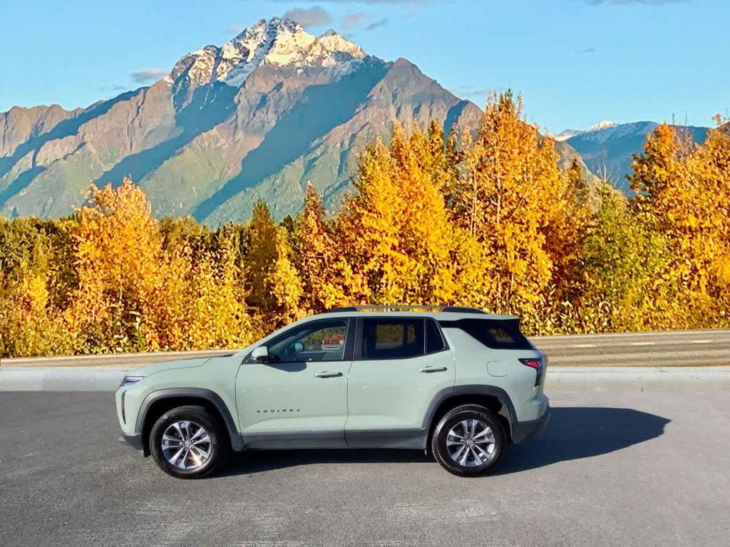 used 2025 Chevrolet Equinox car, priced at $29,990