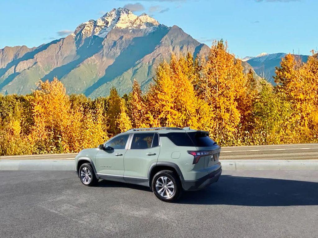 used 2025 Chevrolet Equinox car, priced at $29,990