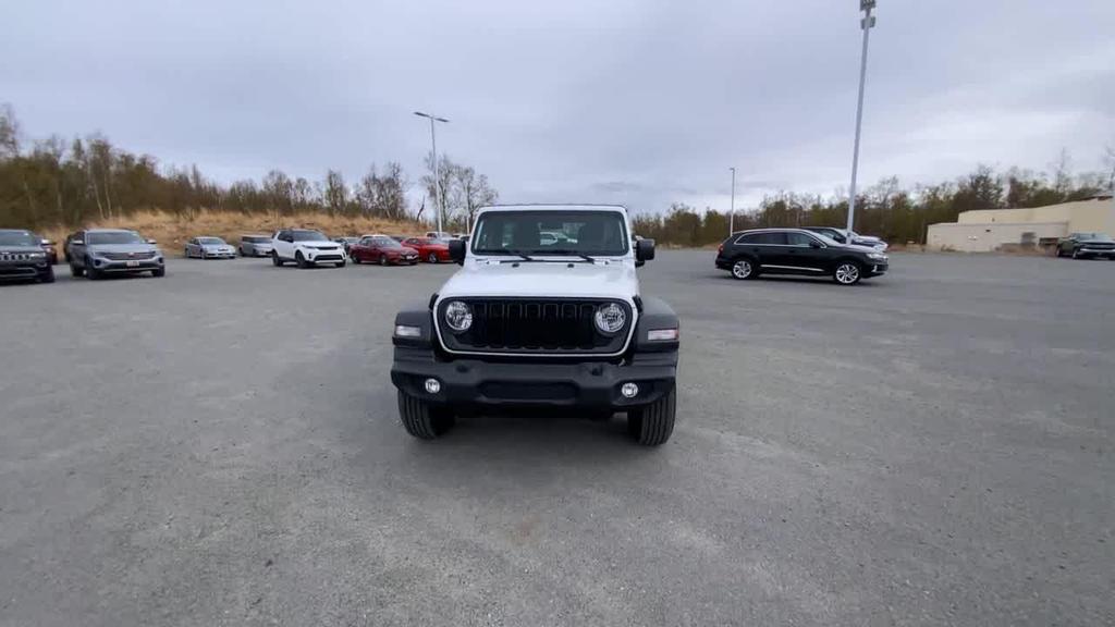 new 2025 Jeep Wrangler car, priced at $36,702