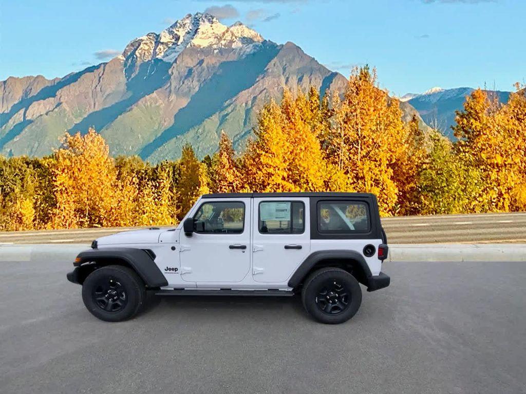 new 2025 Jeep Wrangler car, priced at $36,702