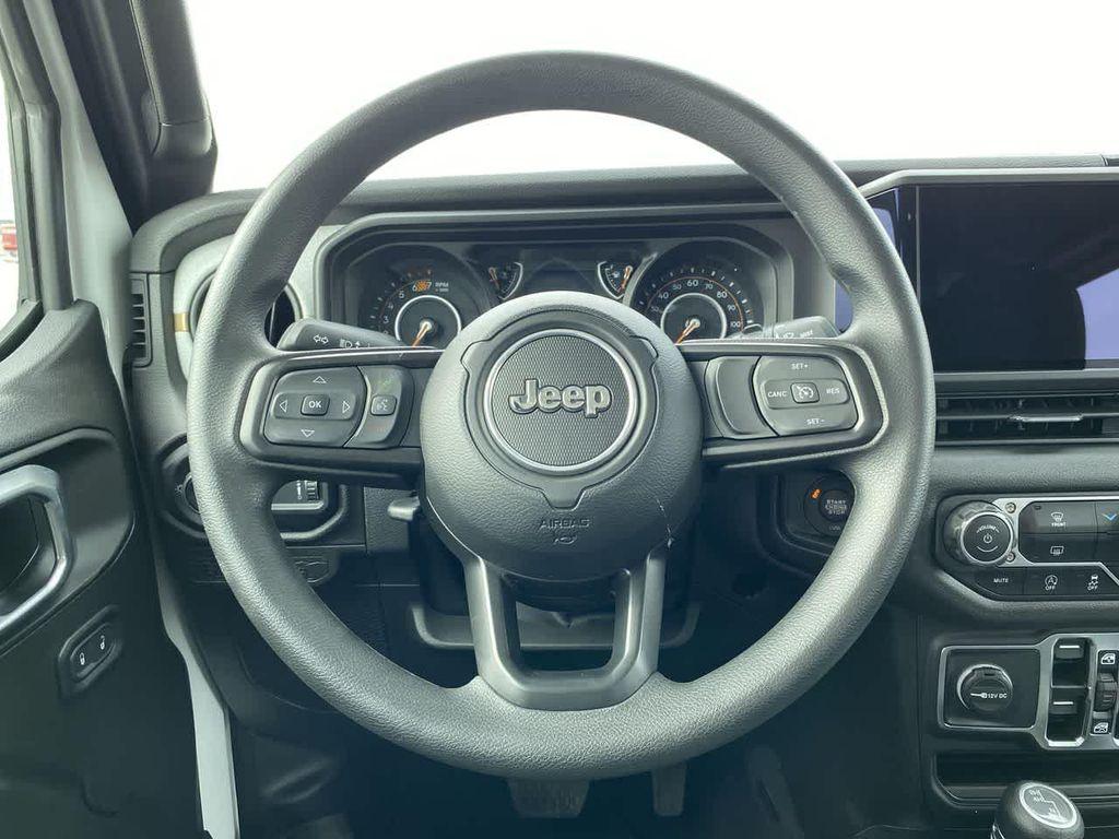 new 2025 Jeep Wrangler car, priced at $36,702