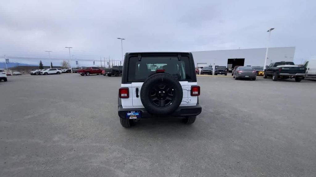 new 2025 Jeep Wrangler car, priced at $36,702