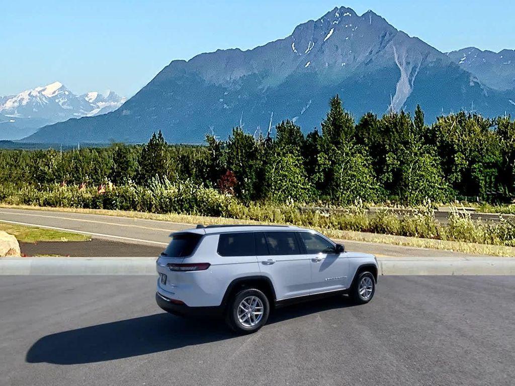 new 2025 Jeep Grand Cherokee L car, priced at $41,883