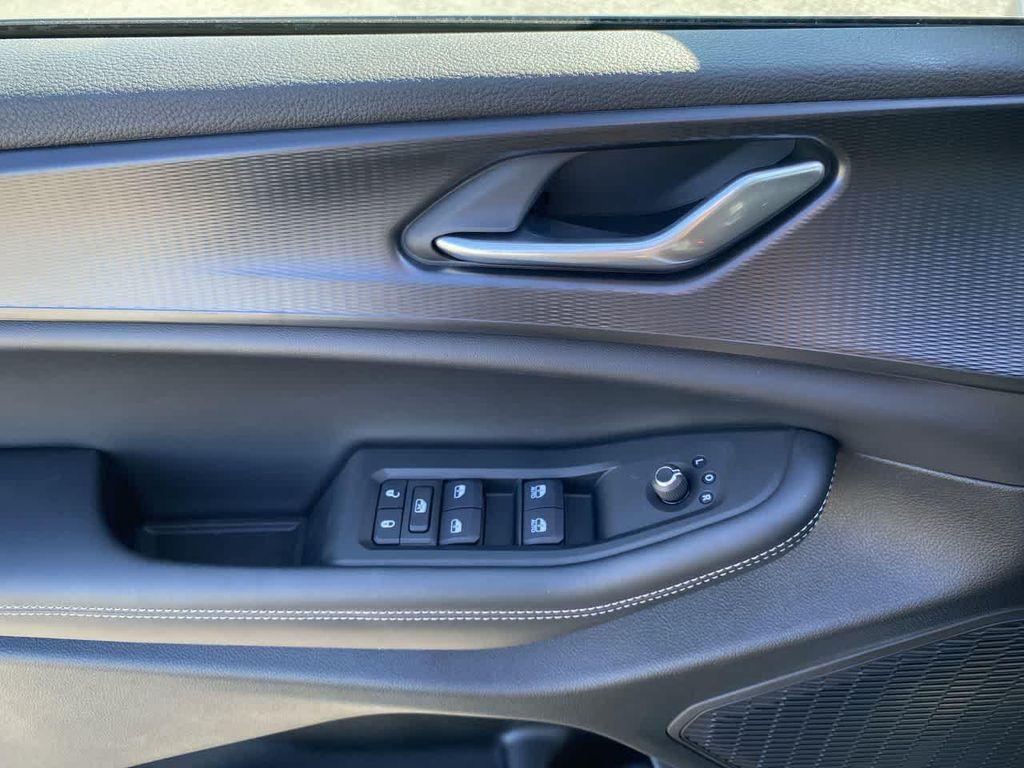 new 2025 Jeep Grand Cherokee L car, priced at $41,883