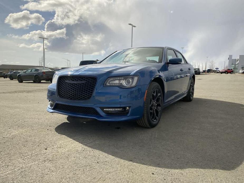 new 2023 Chrysler 300 car, priced at $39,971