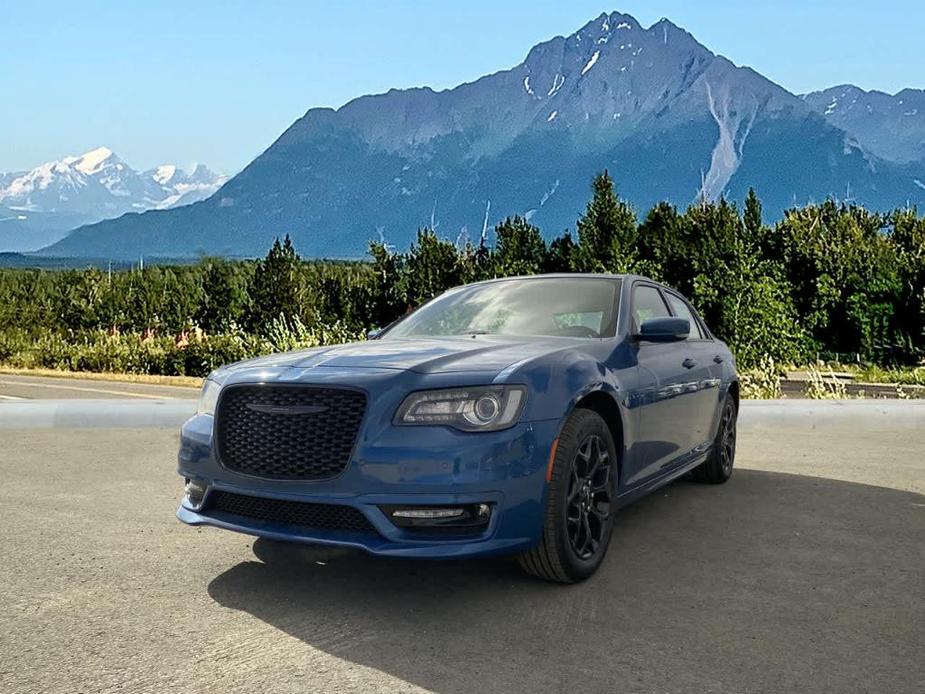new 2023 Chrysler 300 car, priced at $39,971
