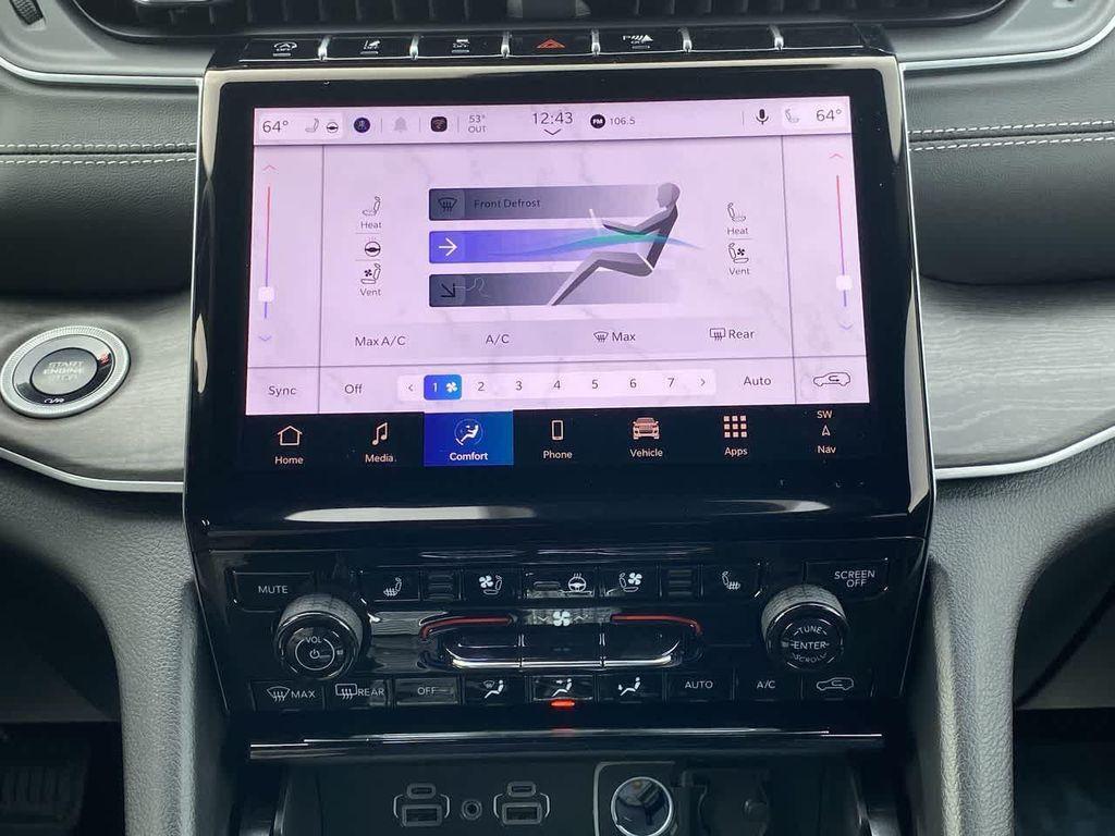 new 2025 Jeep Grand Cherokee car, priced at $46,994