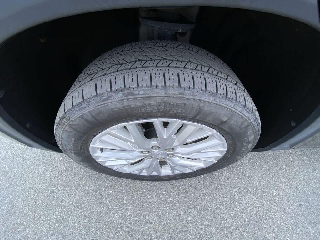 used 2024 GMC Acadia car, priced at $41,490