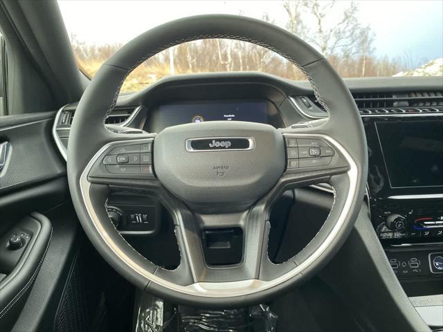 new 2025 Jeep Grand Cherokee L car, priced at $42,596