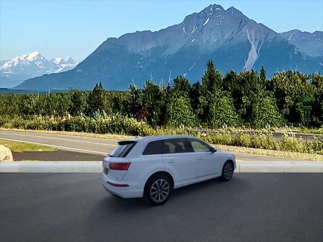 used 2019 Audi Q7 car, priced at $25,490