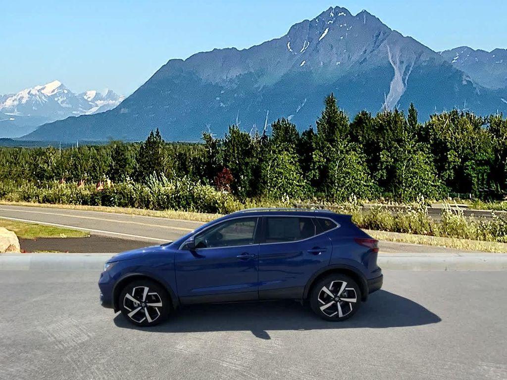 used 2022 Nissan Rogue Sport car, priced at $23,990
