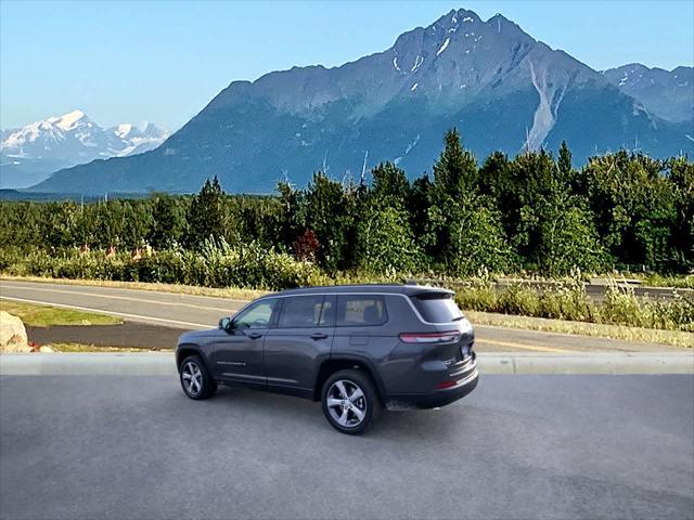 new 2025 Jeep Grand Cherokee L car, priced at $52,256