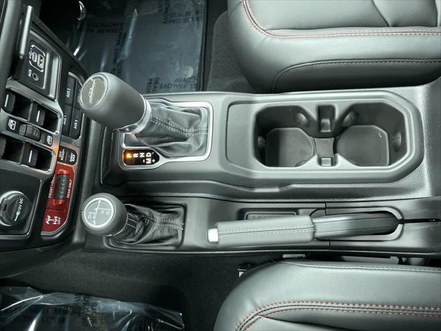 new 2025 Jeep Gladiator car, priced at $52,492