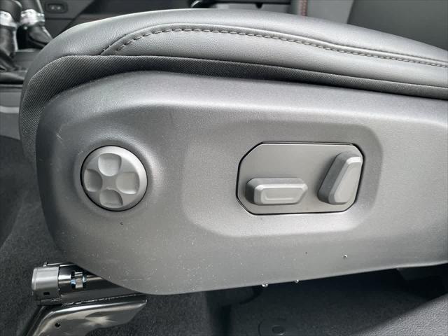 new 2025 Jeep Gladiator car, priced at $52,492