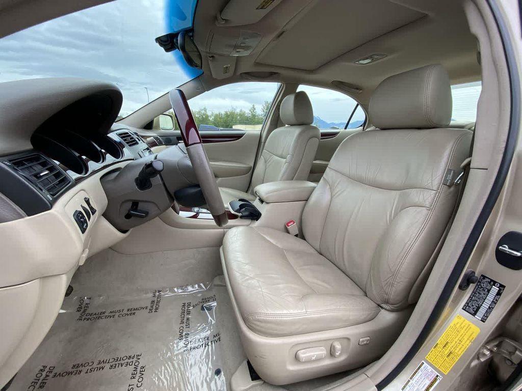 used 2004 Lexus ES 330 car, priced at $9,490