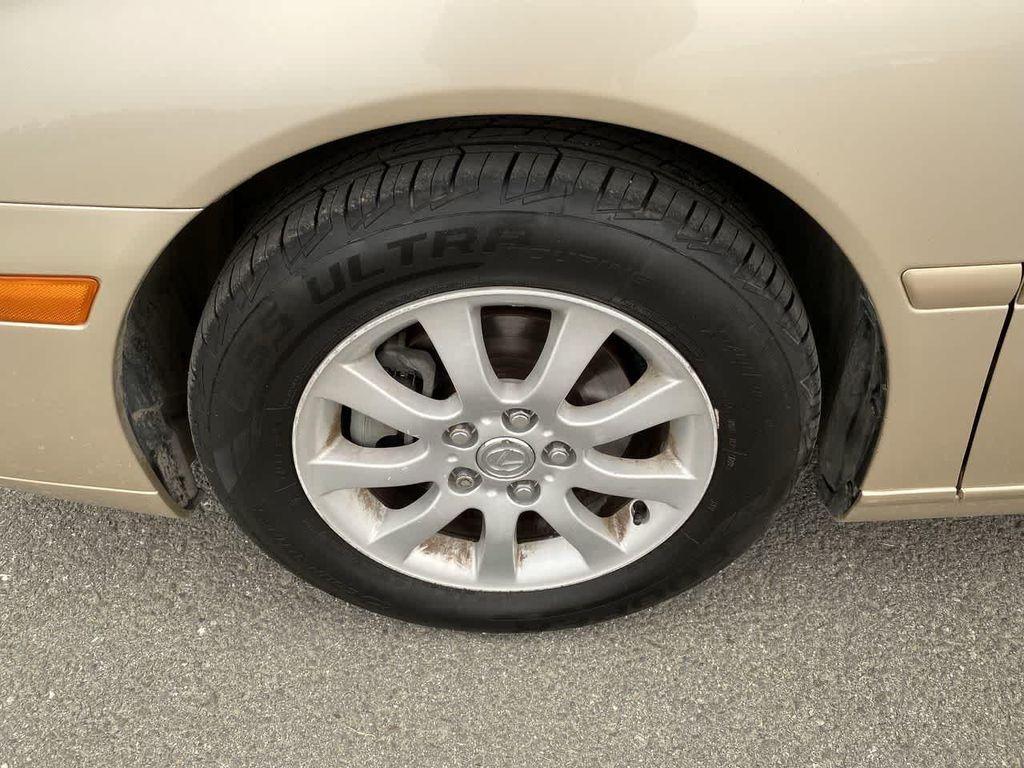 used 2004 Lexus ES 330 car, priced at $9,490