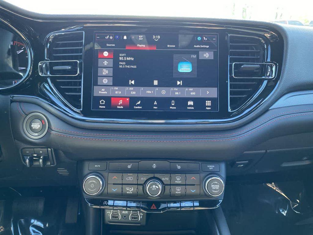new 2025 Dodge Durango car, priced at $42,237