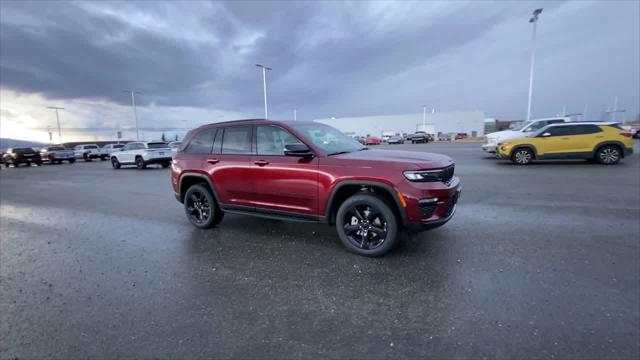 new 2025 Jeep Grand Cherokee car, priced at $52,284