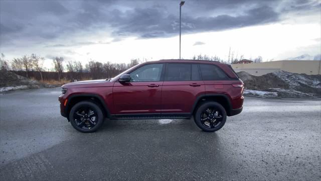 new 2025 Jeep Grand Cherokee car, priced at $52,284