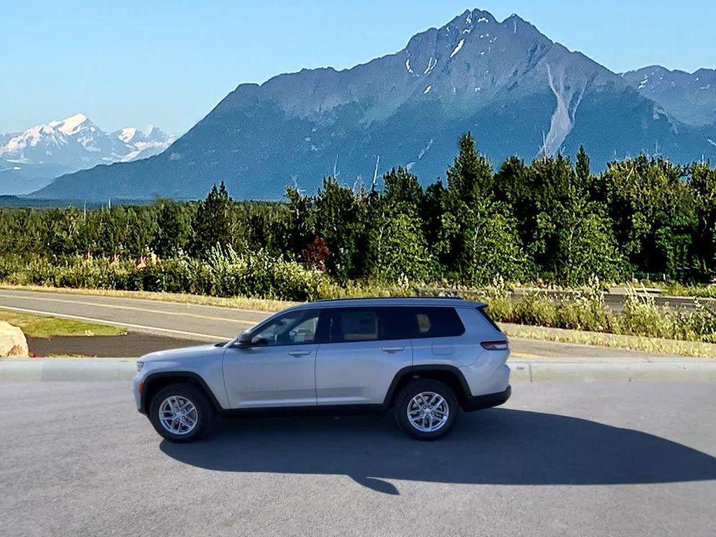 new 2025 Jeep Grand Cherokee L car, priced at $42,419