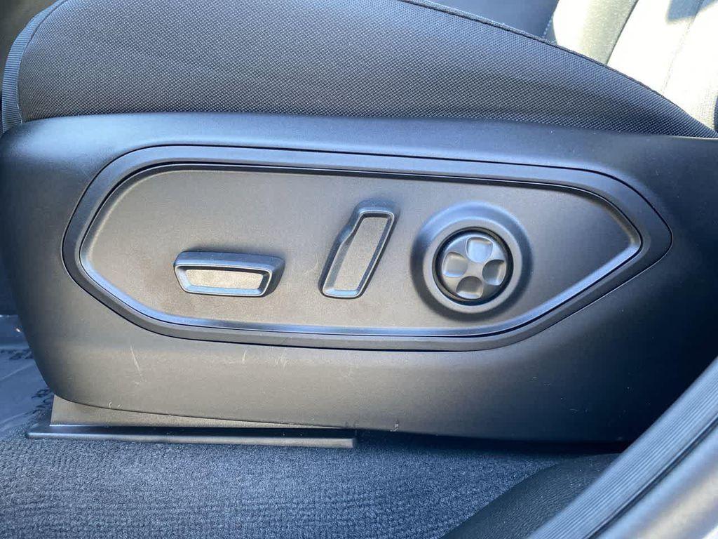 new 2025 Jeep Grand Cherokee L car, priced at $42,419