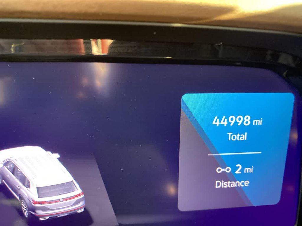 used 2024 Volkswagen Atlas car, priced at $31,990