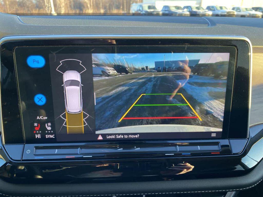 used 2024 Volkswagen Atlas car, priced at $31,990