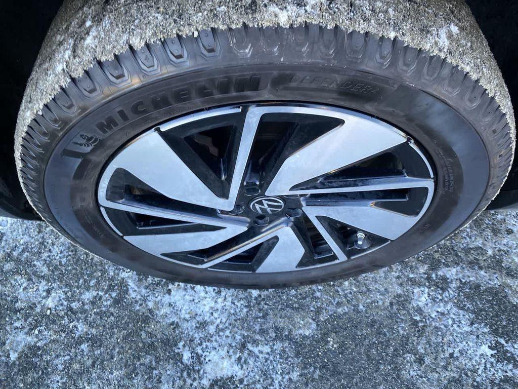 used 2024 Volkswagen Atlas car, priced at $31,990